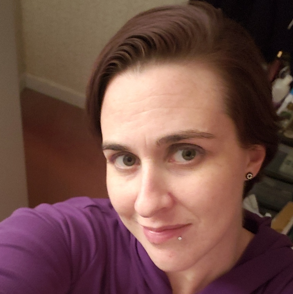 Meet your Posher, Nicole